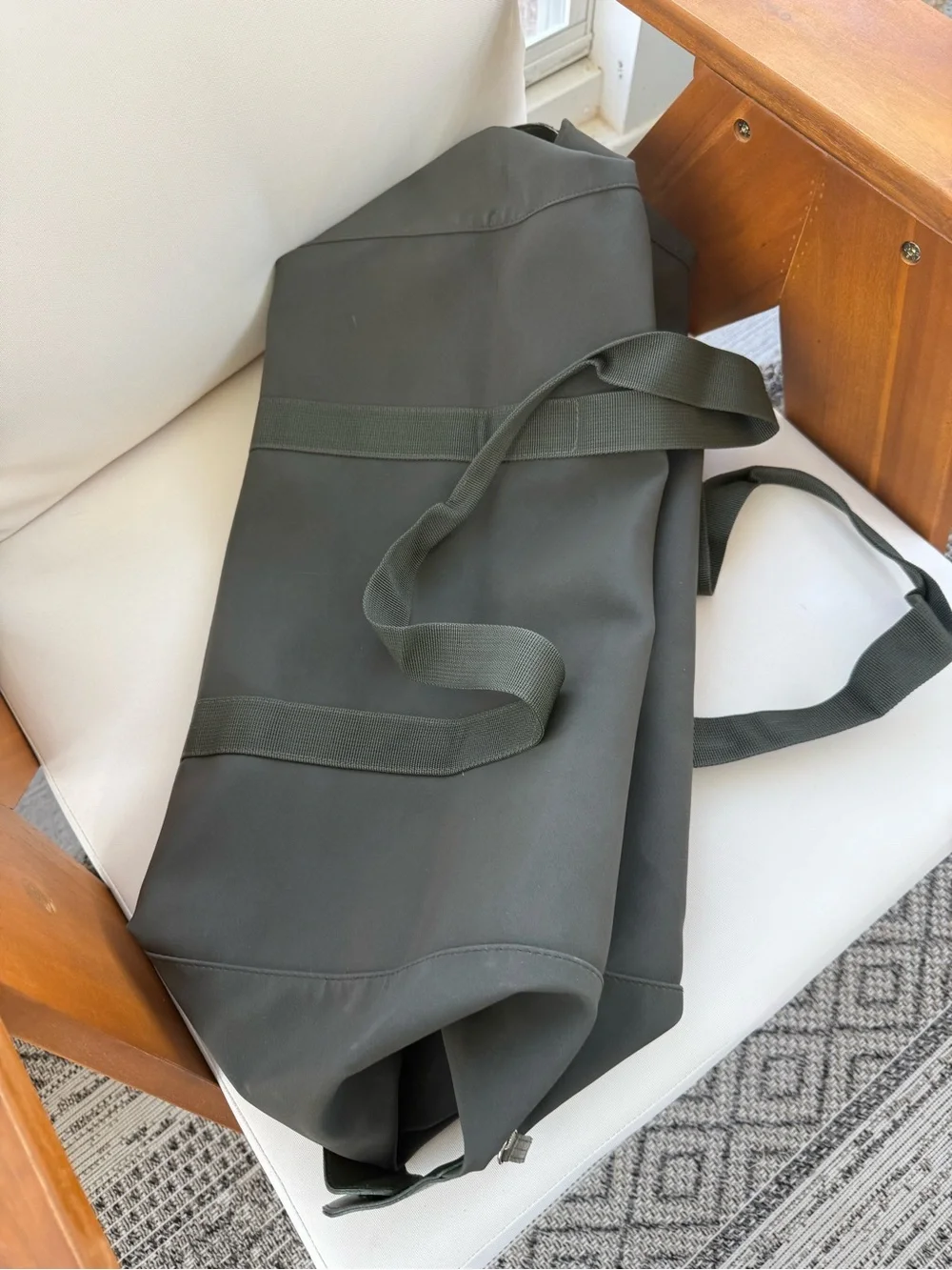 Olive Green Men's Travel Duffel Bag with Dual Carry Straps